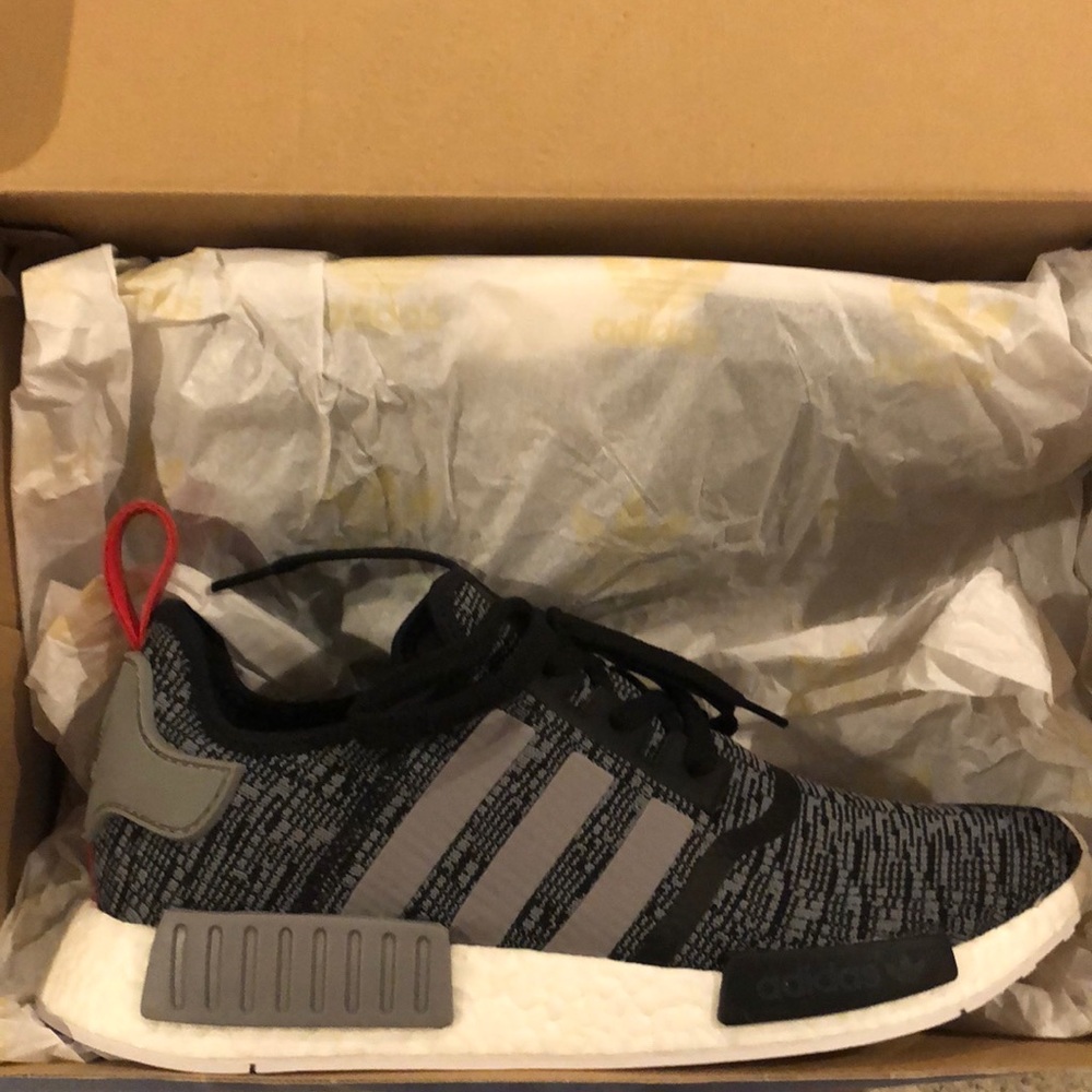 Men’s Adidas NMD_R1